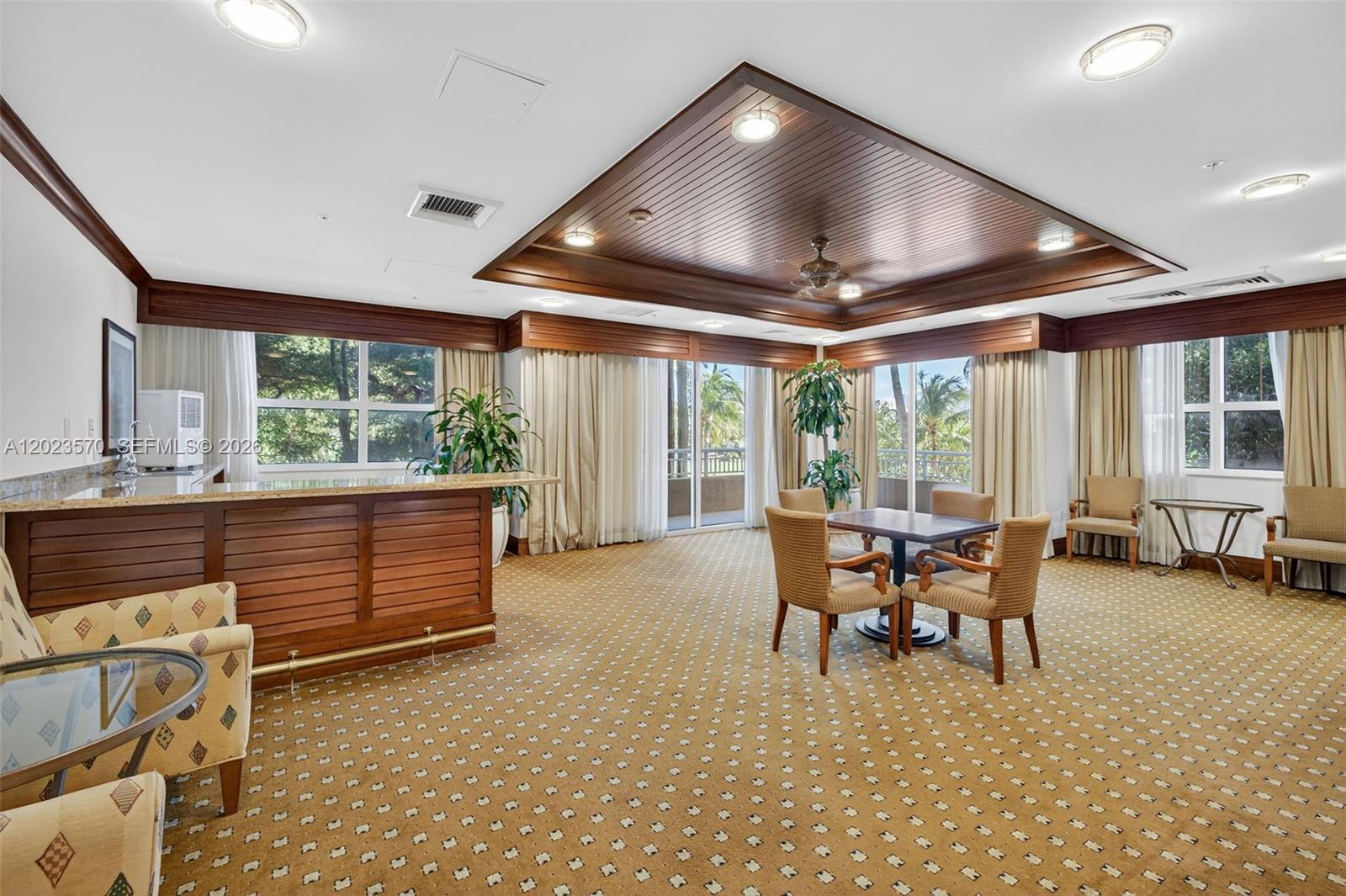 19501 W Country Club Dr #313, Aventura FL 33180
