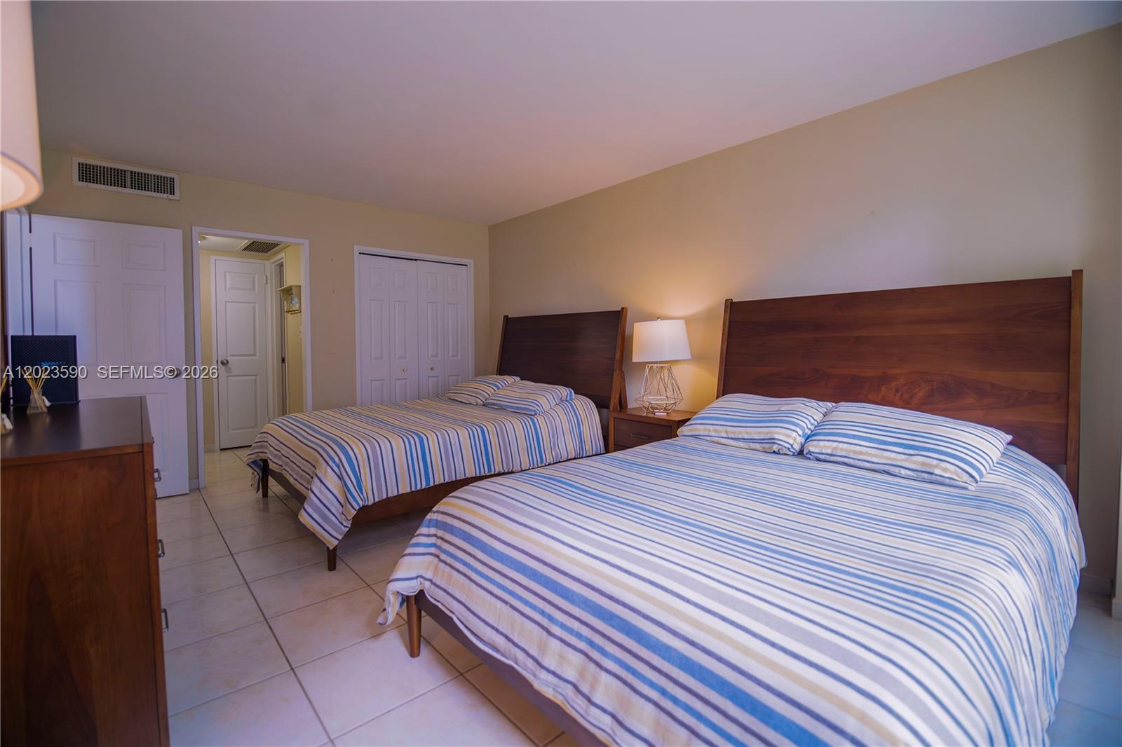 5151 Collins Ave #428, Miami Beach FL 33140