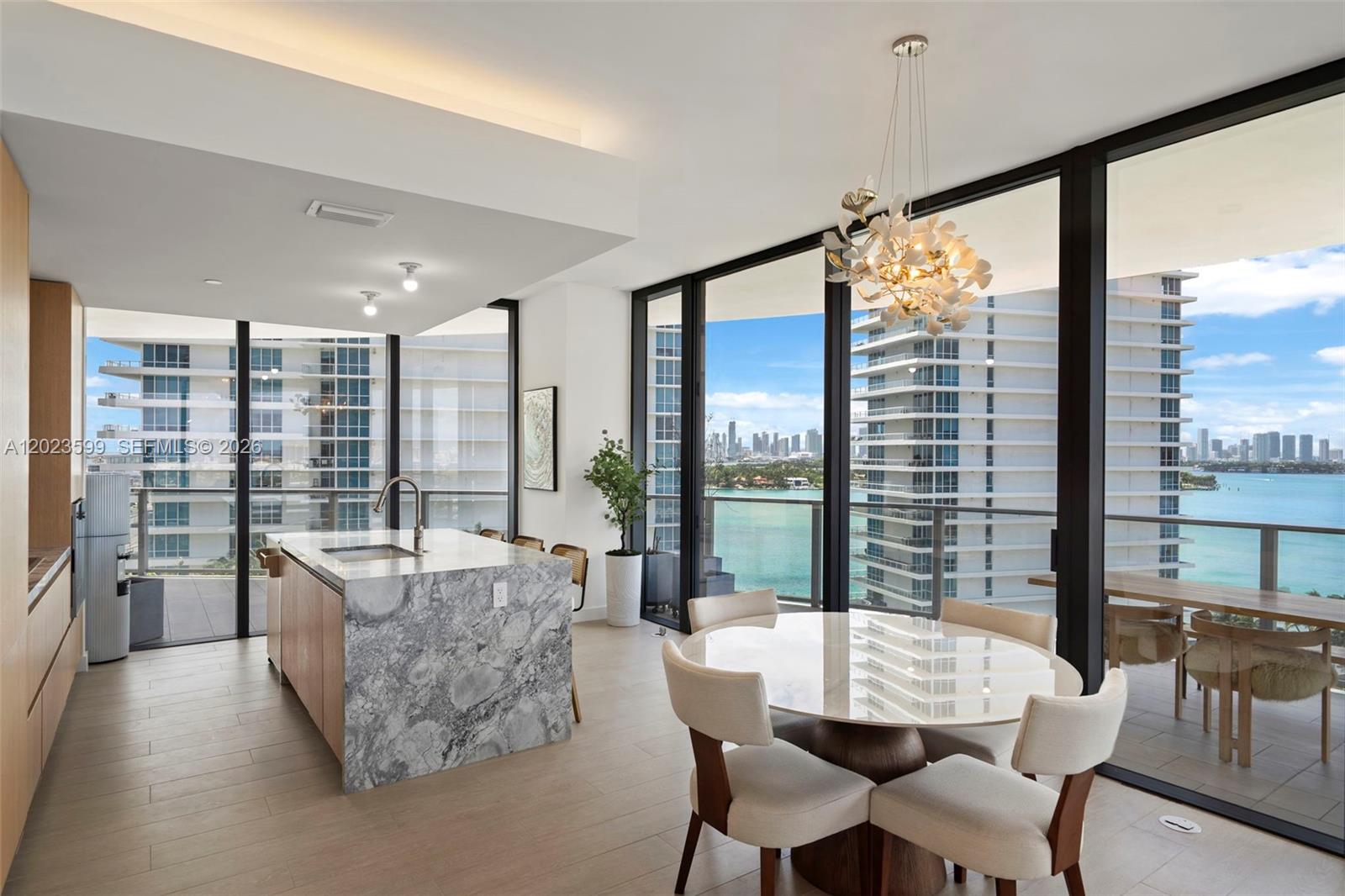 500 Alton #1205, Miami Beach FL 33139