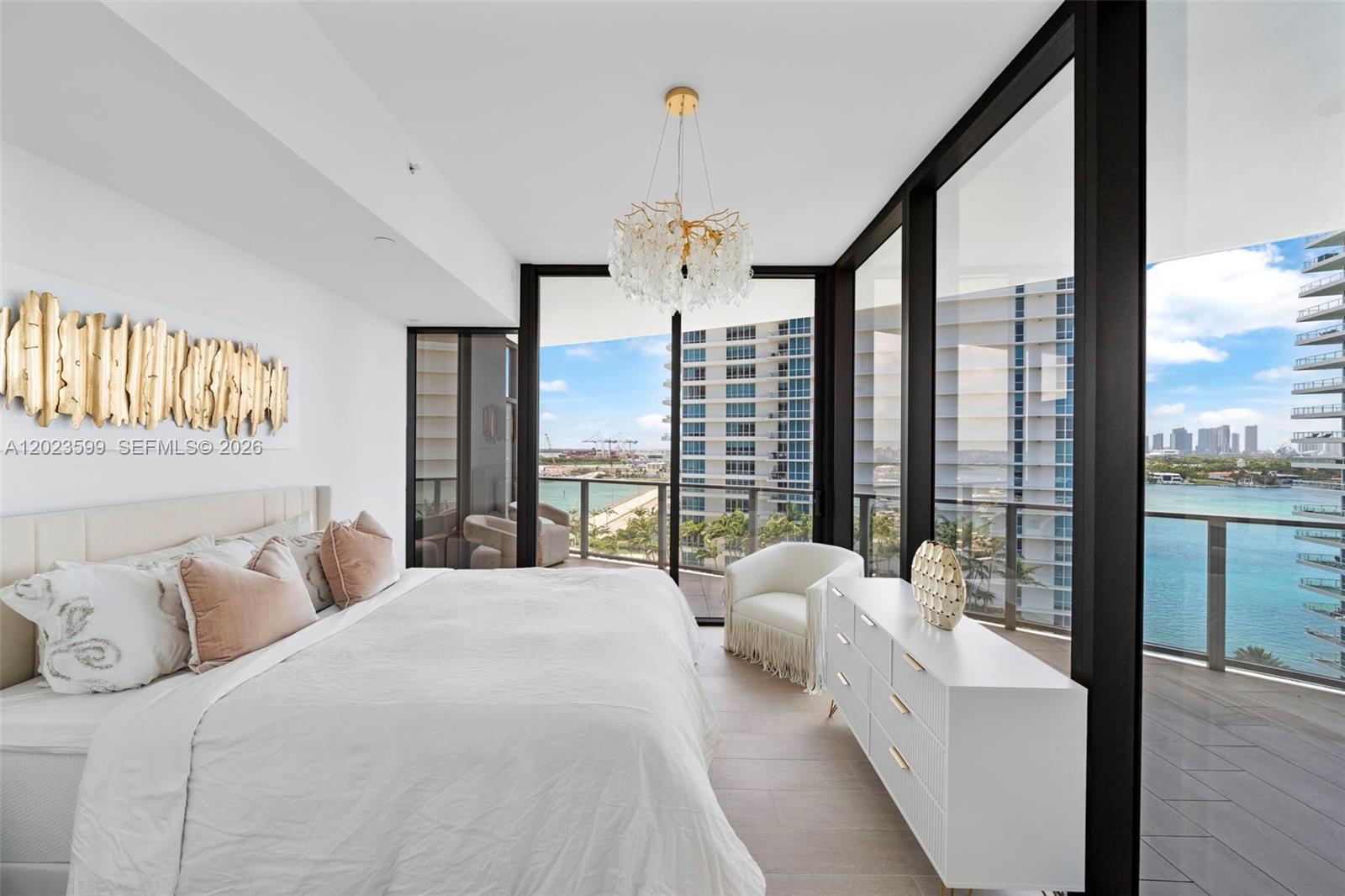 500 Alton #1205, Miami Beach FL 33139