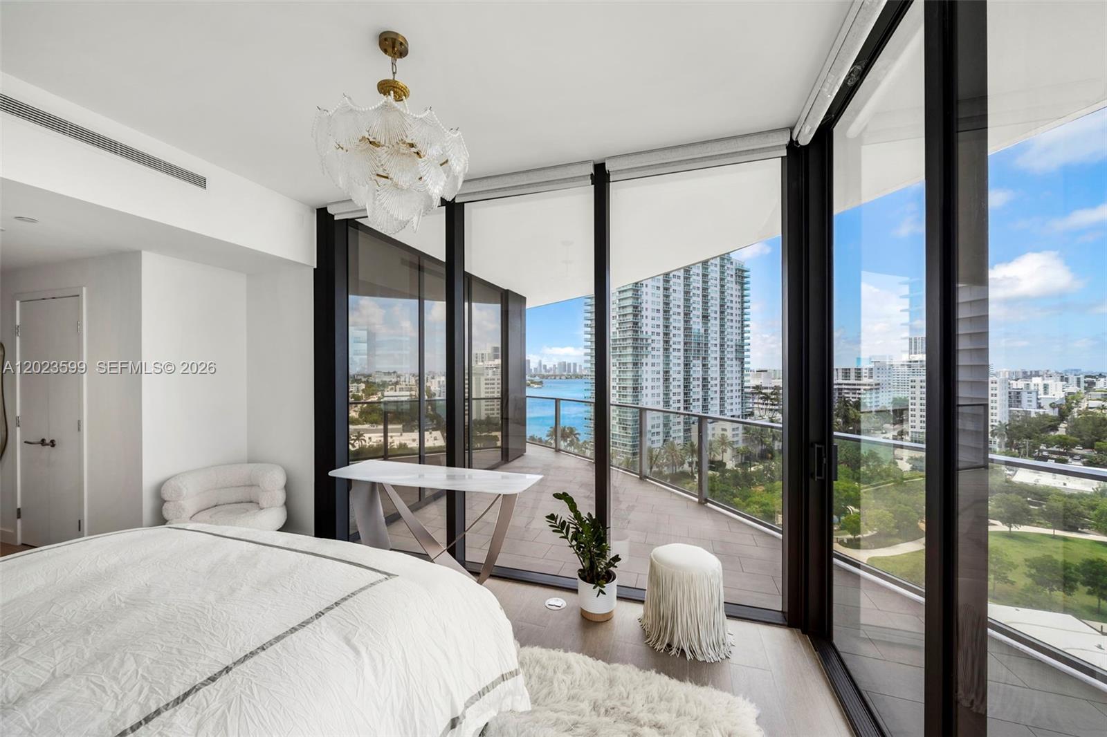 500 Alton #1205, Miami Beach FL 33139