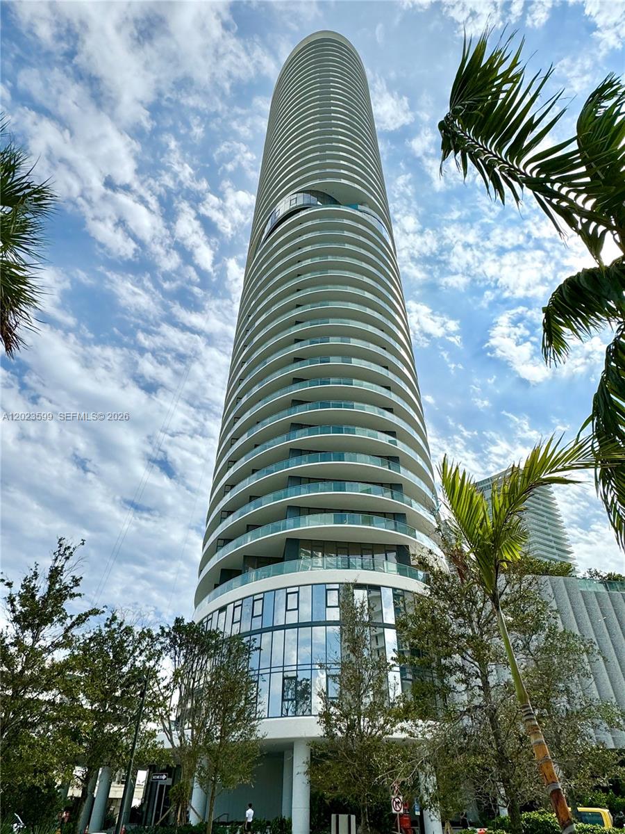 500 Alton #1205, Miami Beach FL 33139