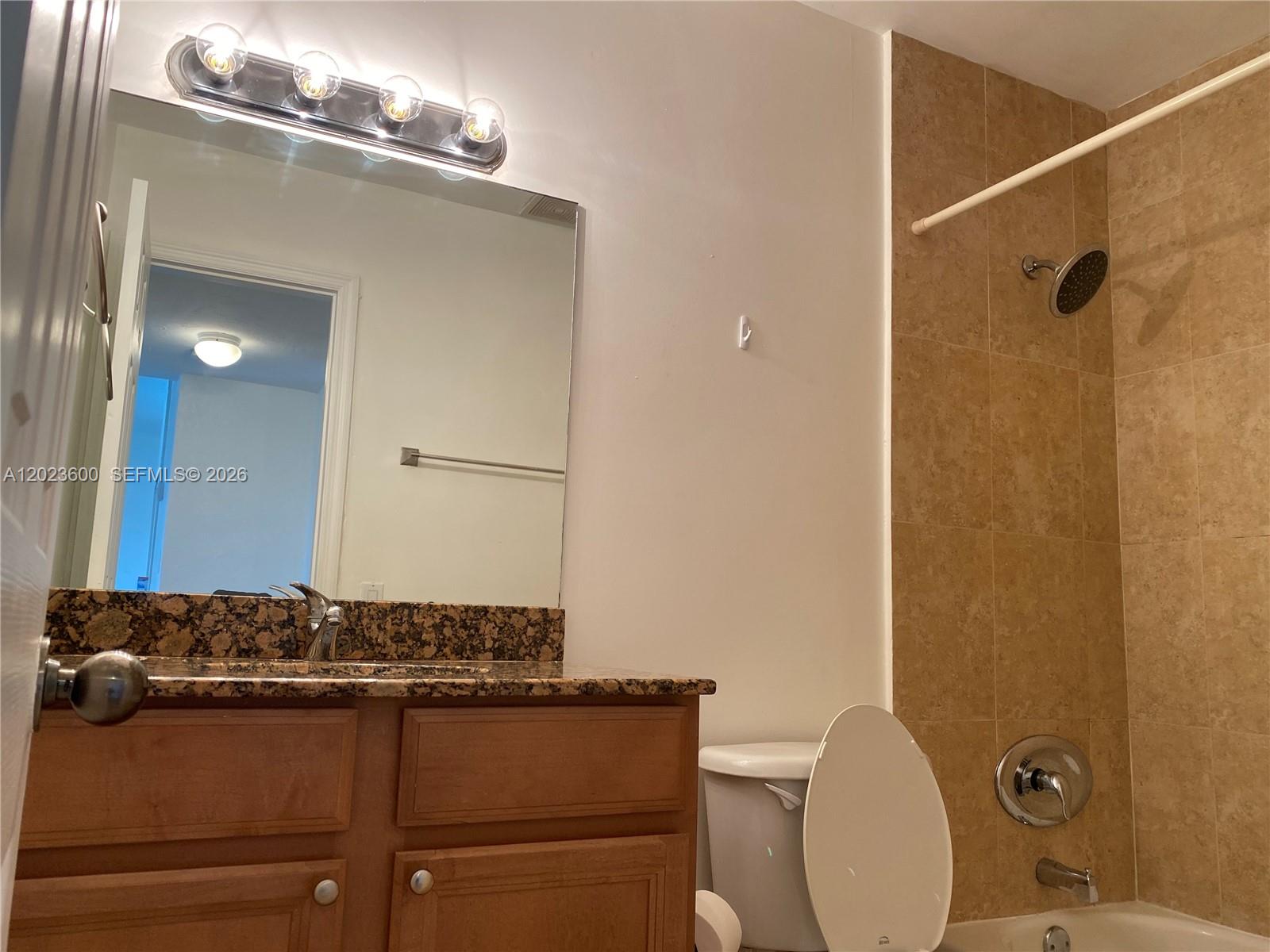 14500 SW 88th Ave #224, Palmetto Bay FL 33176