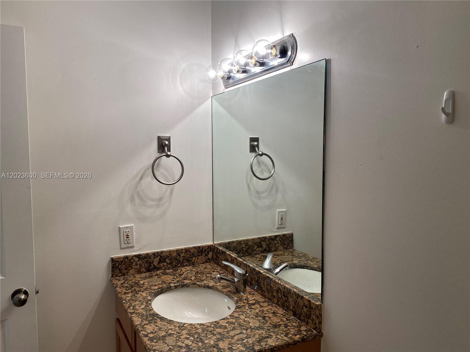 14500 SW 88th Ave #224, Palmetto Bay FL 33176