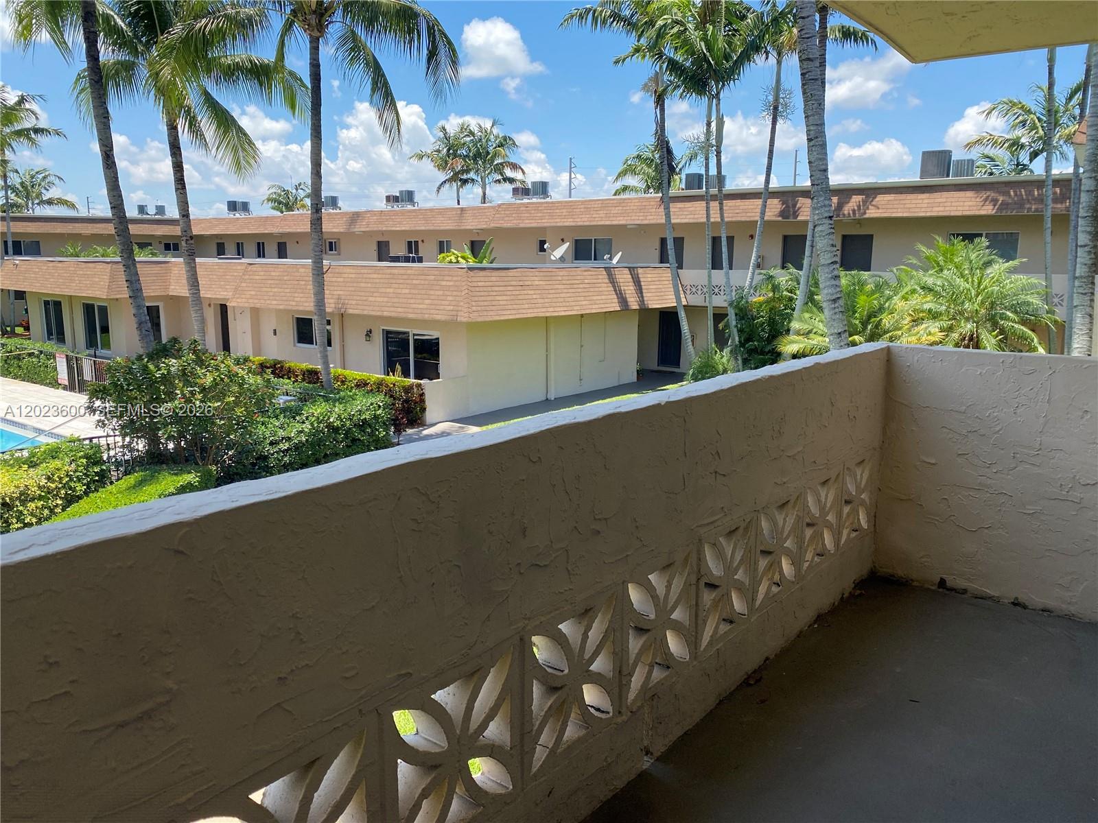 14500 SW 88th Ave #224, Palmetto Bay FL 33176