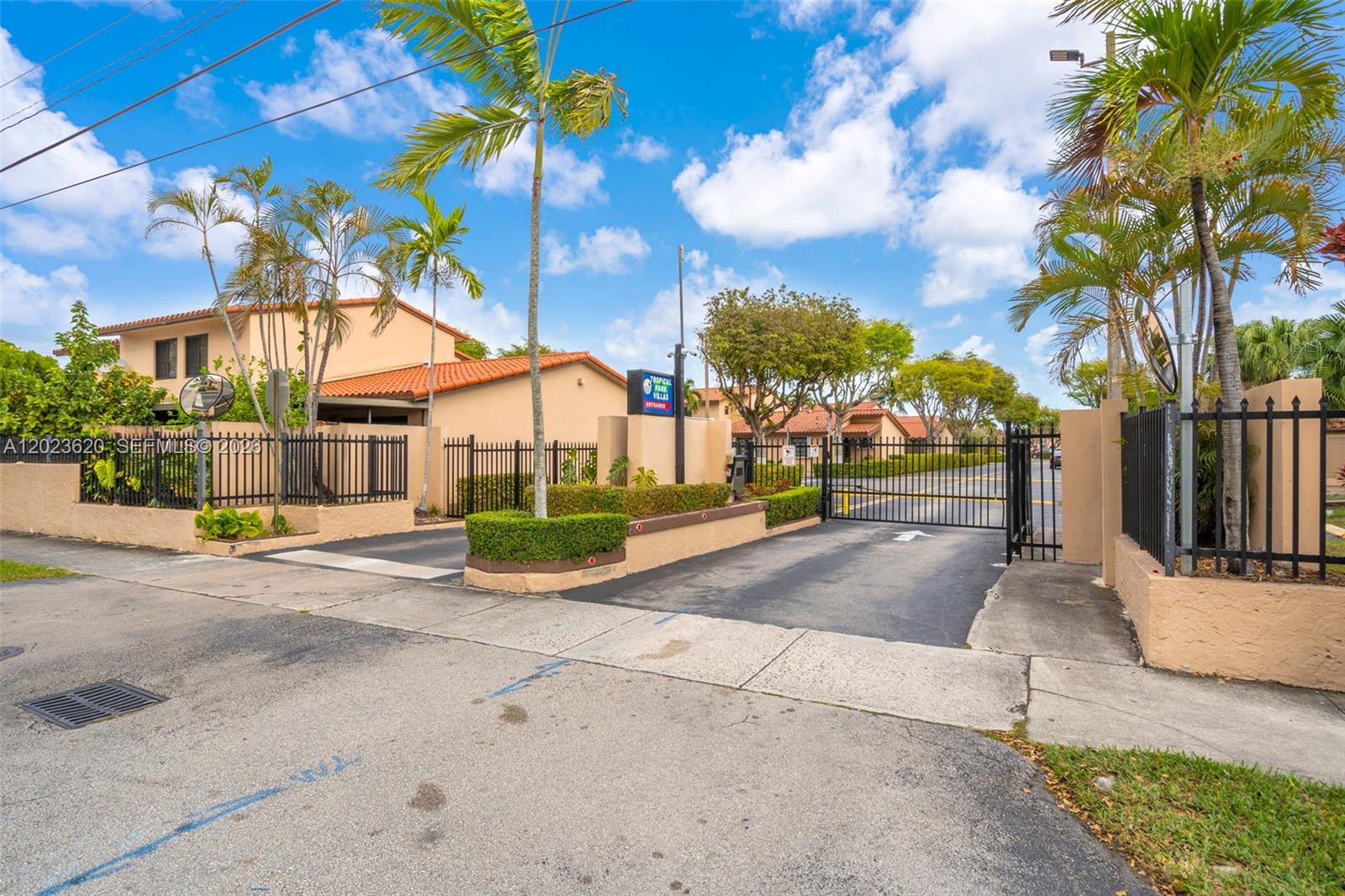 3815 SW 82nd Ave #41, Miami FL 33155