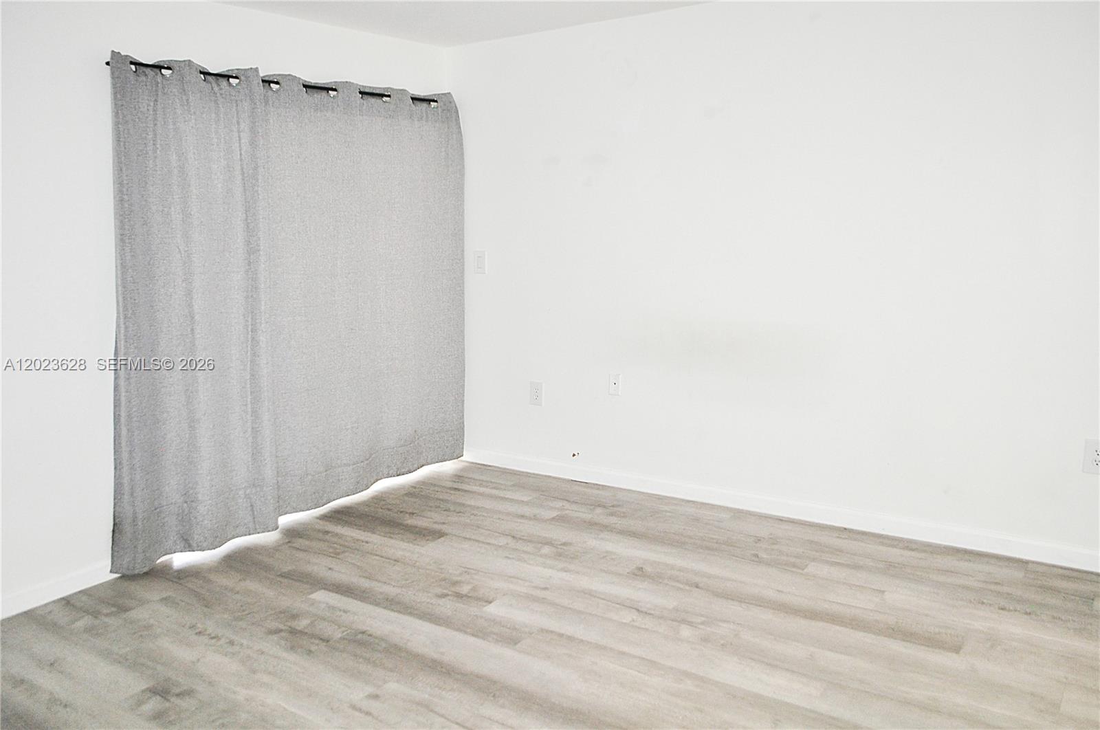 1021 Mockingbird Ln #202, Plantation FL 33324