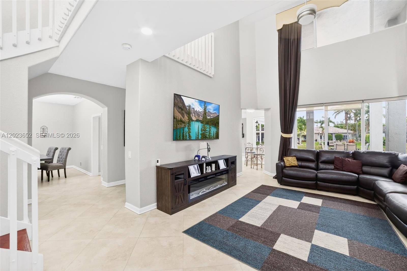 16387 NW 13th St, Pembroke Pines FL 33028