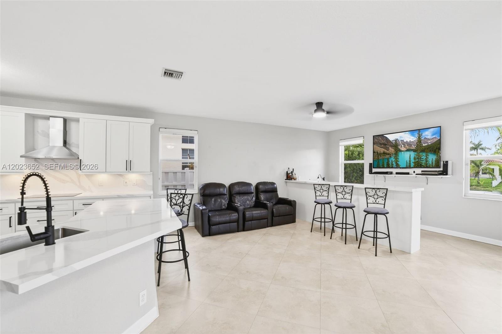16387 NW 13th St, Pembroke Pines FL 33028
