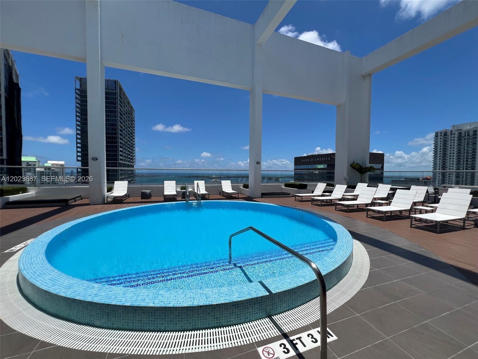 55 SE 6th St #1506, Miami FL 33131