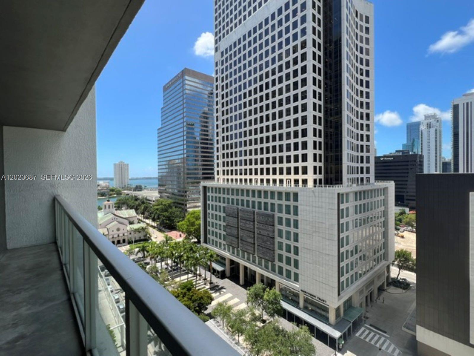 55 SE 6th St #1506, Miami FL 33131