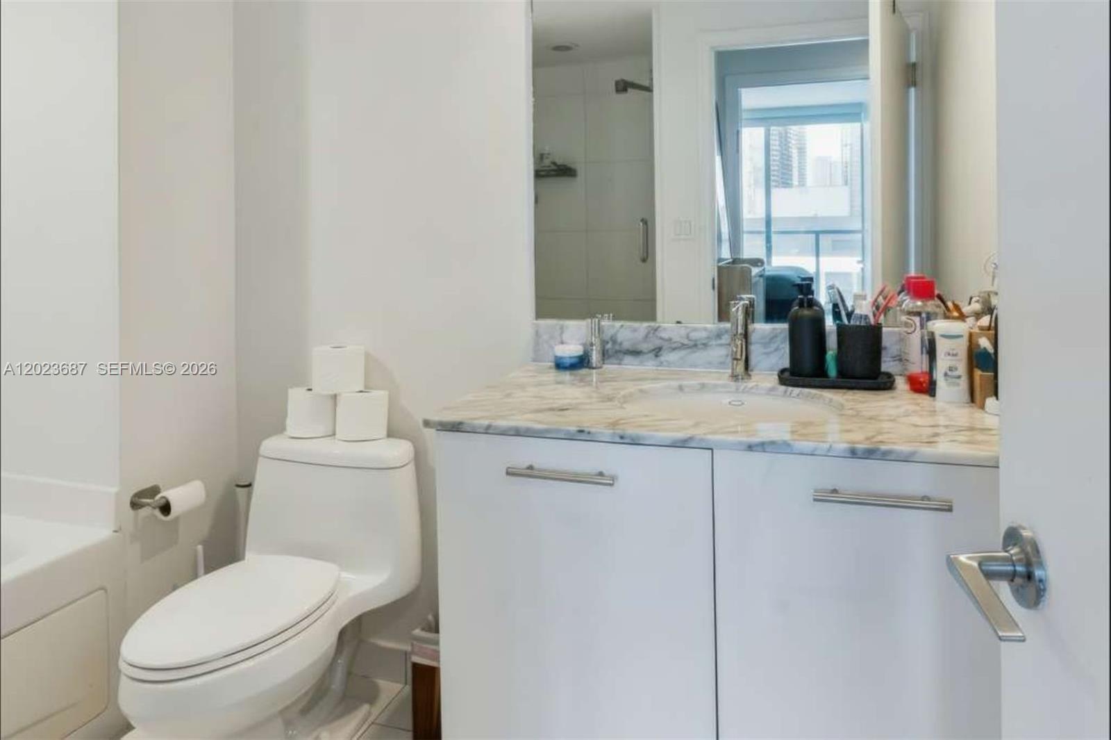55 SE 6th St #1506, Miami FL 33131