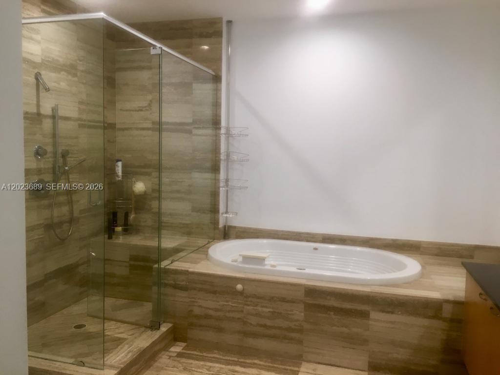 15811 Collins Ave #3807, Sunny Isles Beach FL 33160