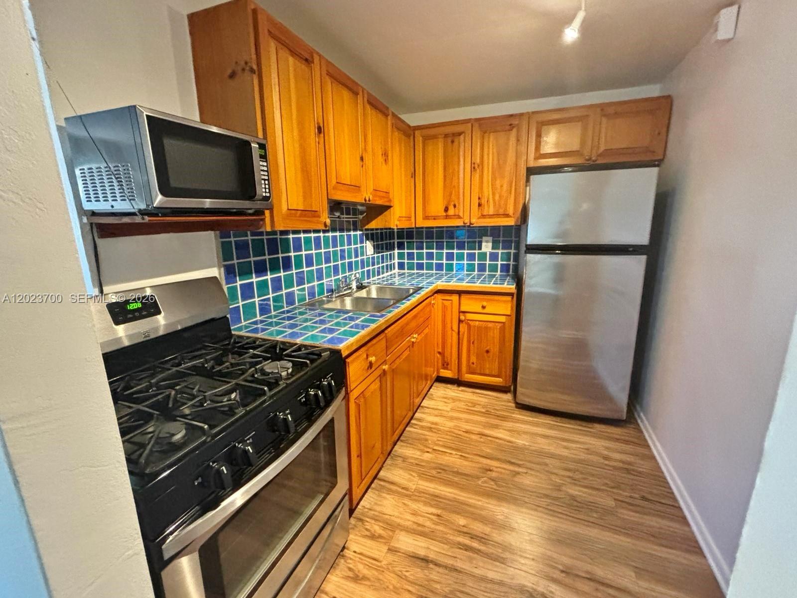 2201 Brickell Ave #61, Miami FL 33129