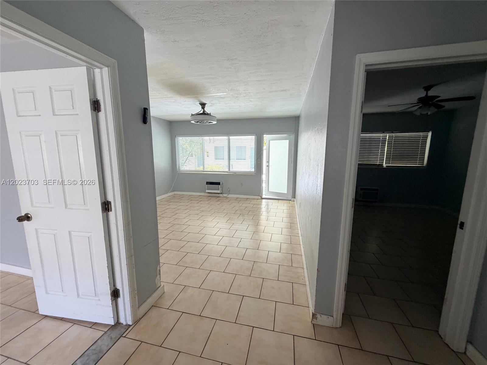 1233 Marseille Dr #5, Miami Beach FL 33141