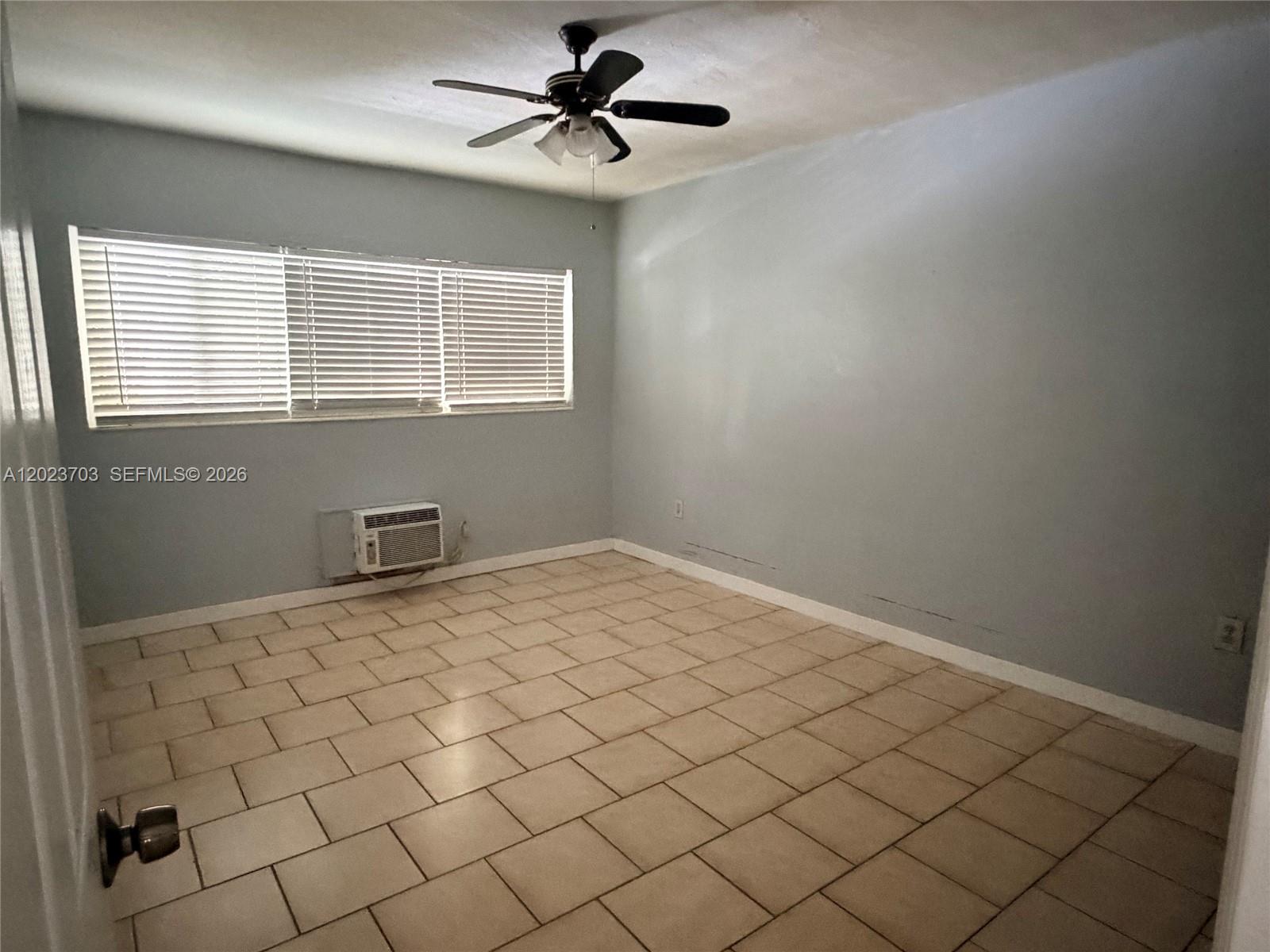 1233 Marseille Dr #5, Miami Beach FL 33141