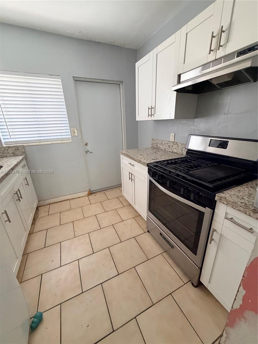 1233 Marseille Dr #5, Miami Beach FL 33141