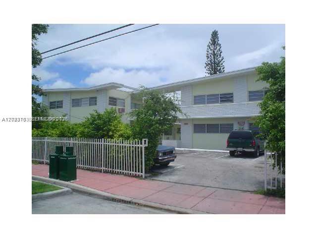 1233 Marseille Dr #5, Miami Beach FL 33141