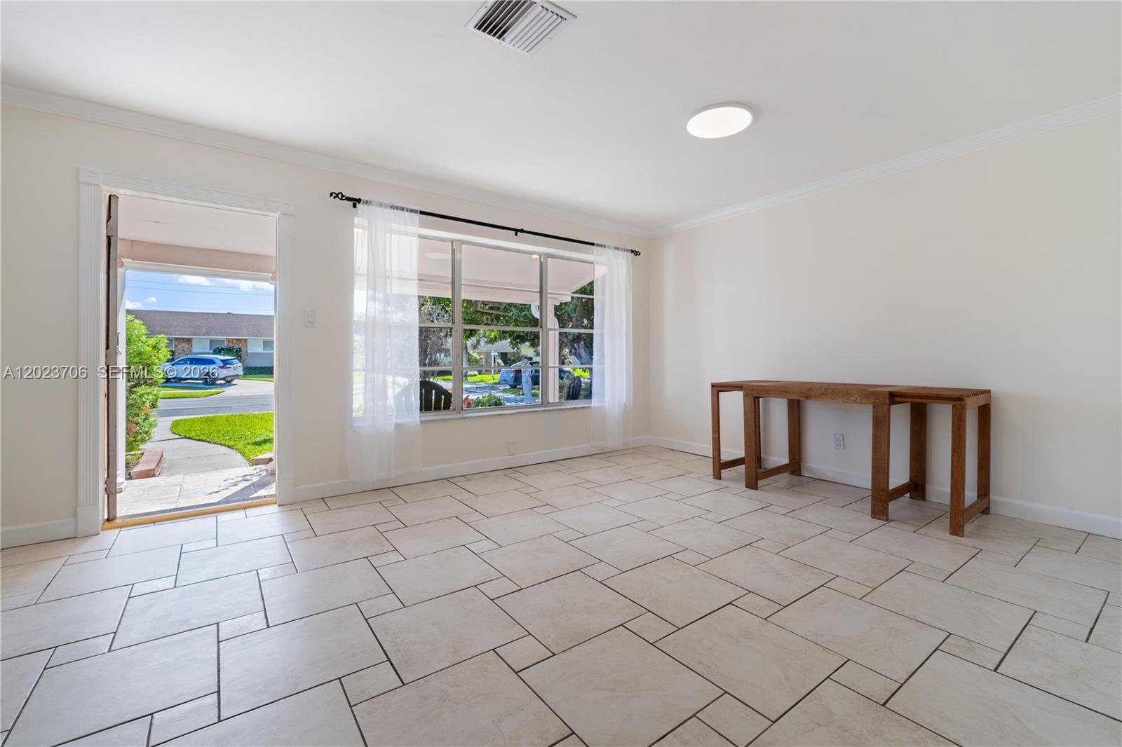 232 SE 6th St, Dania Beach FL 33004