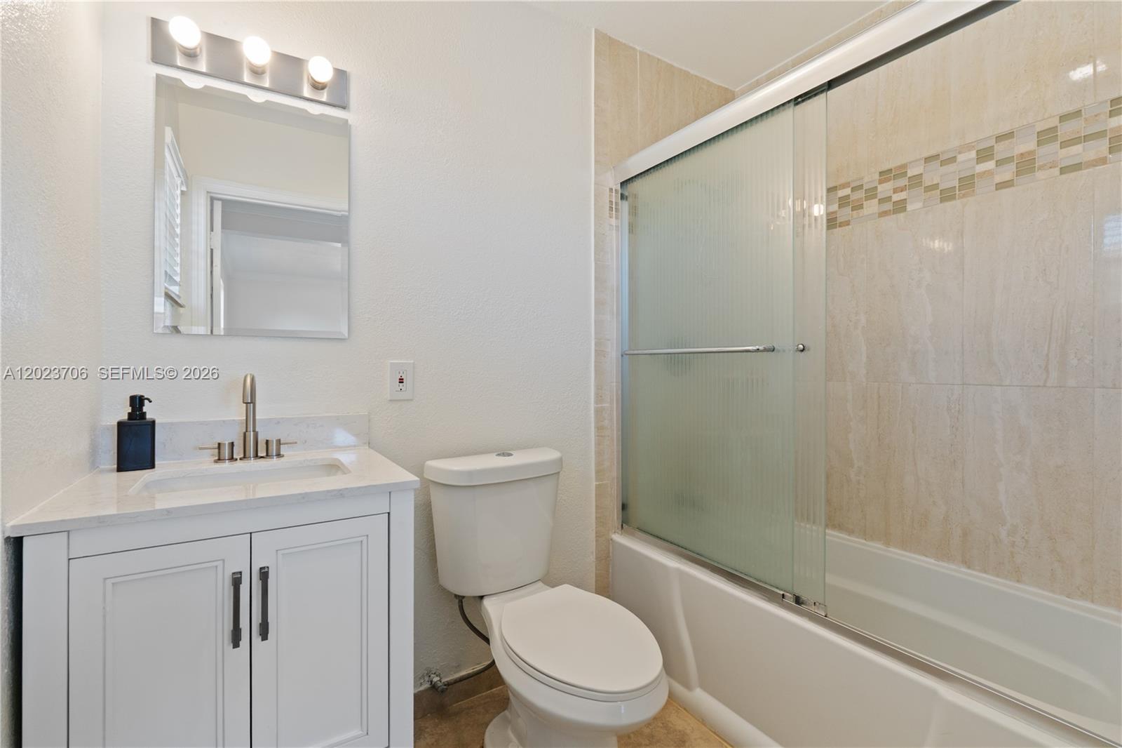 232 SE 6th St, Dania Beach FL 33004