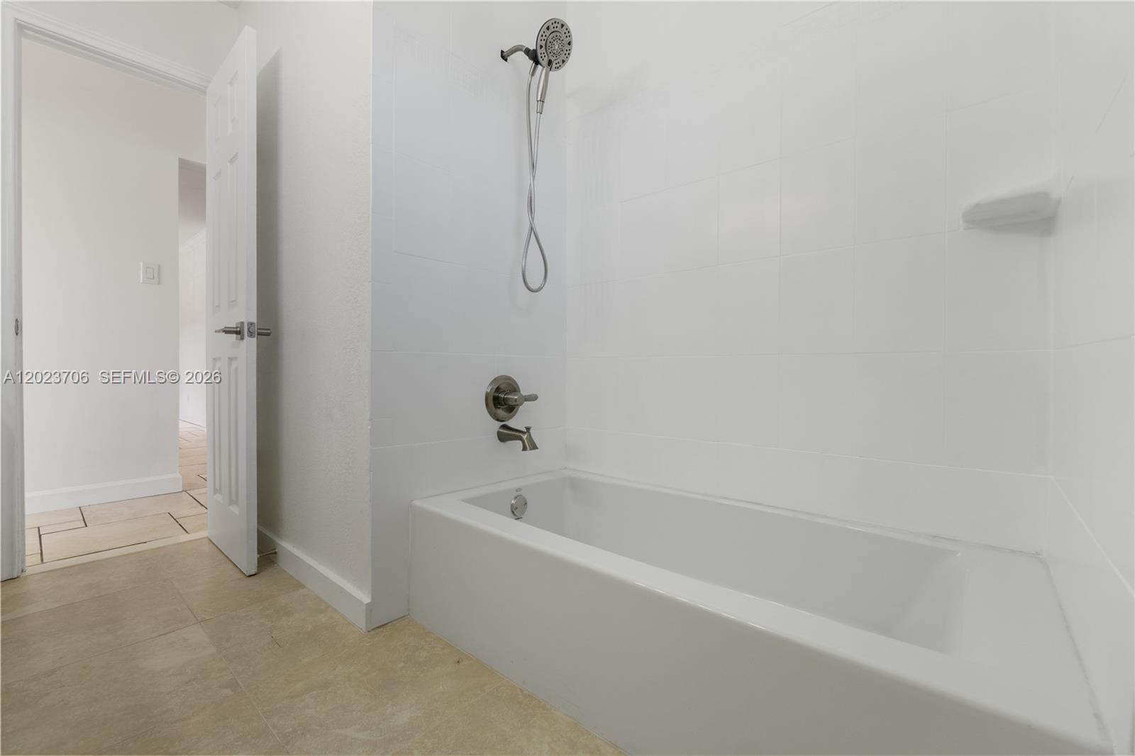 232 SE 6th St, Dania Beach FL 33004