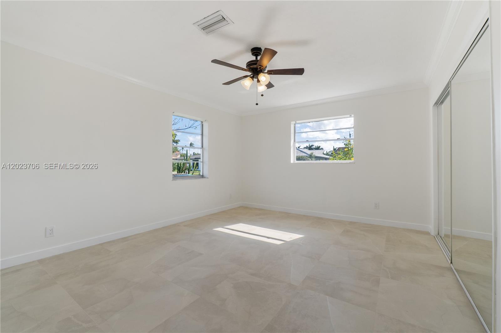 232 SE 6th St, Dania Beach FL 33004