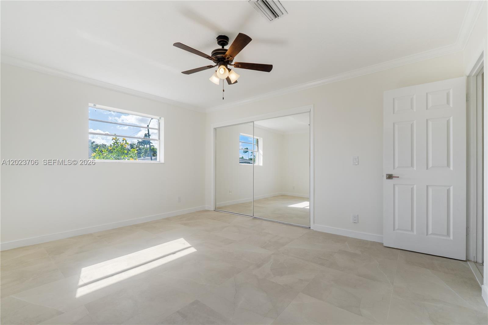 232 SE 6th St, Dania Beach FL 33004