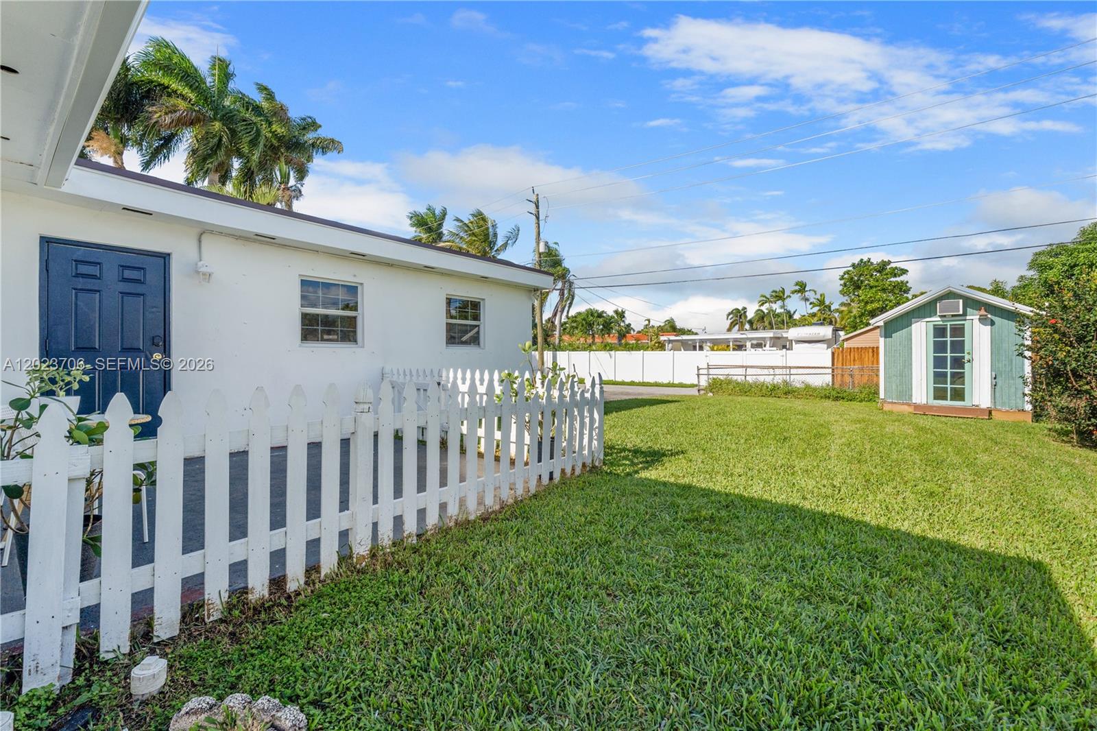 232 SE 6th St, Dania Beach FL 33004
