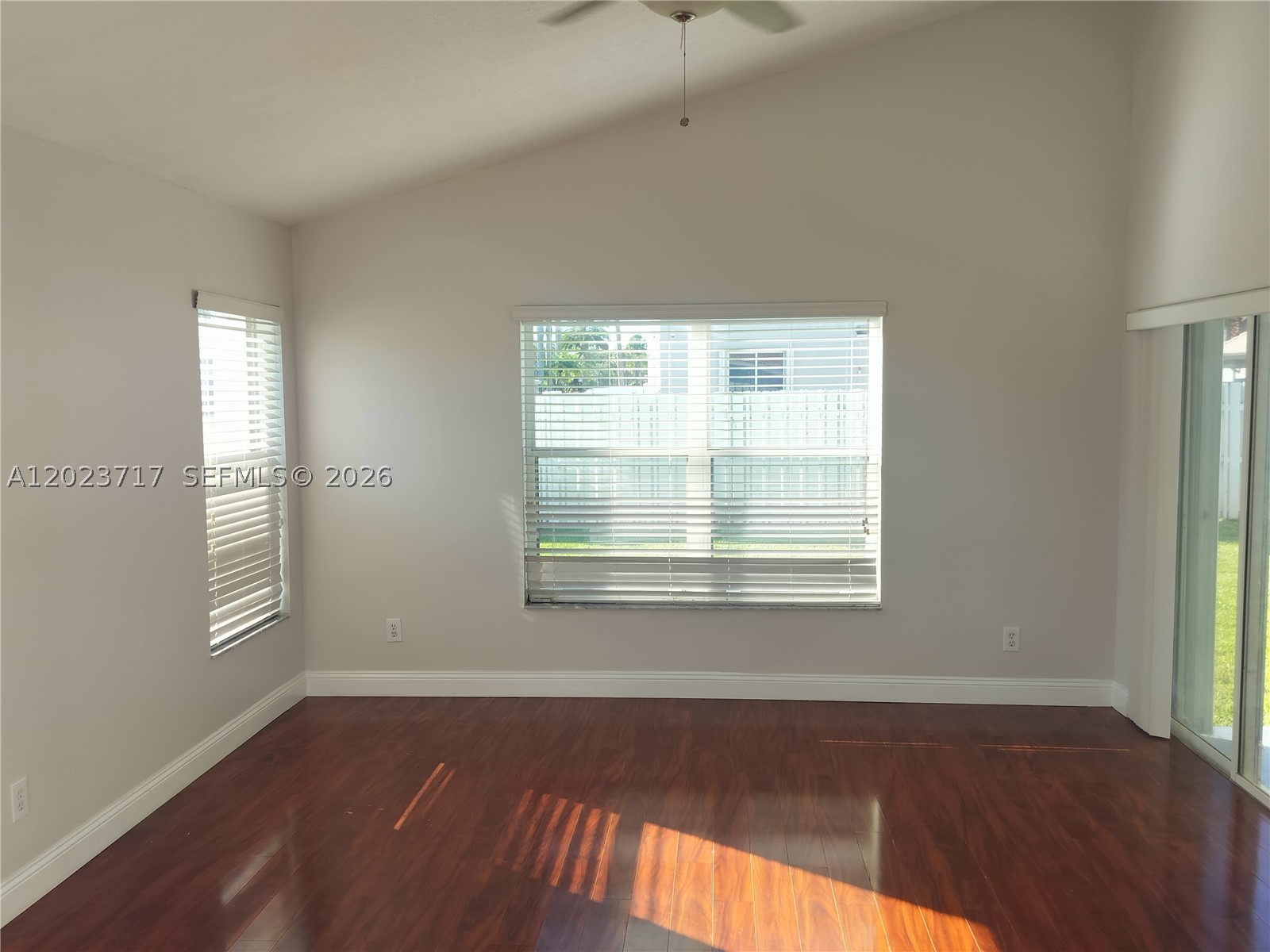 17883 SW 5 ST, Pembroke Pines FL 33029