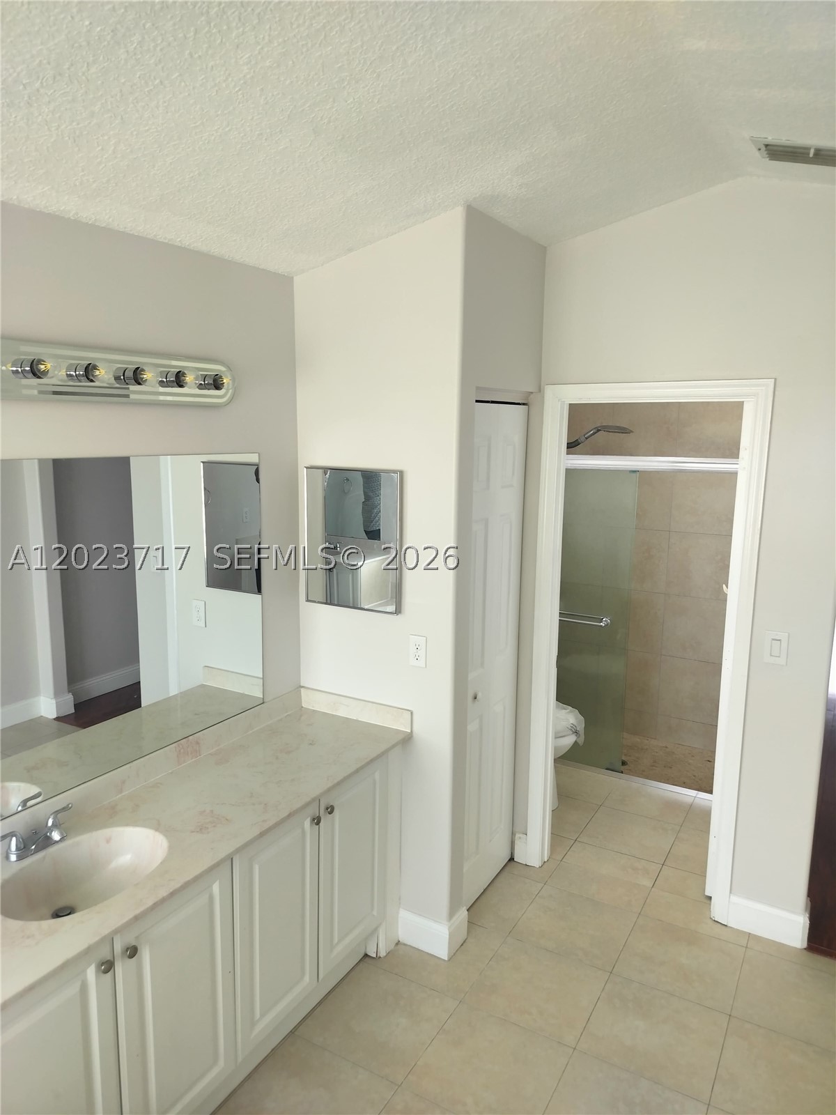 17883 SW 5 ST, Pembroke Pines FL 33029
