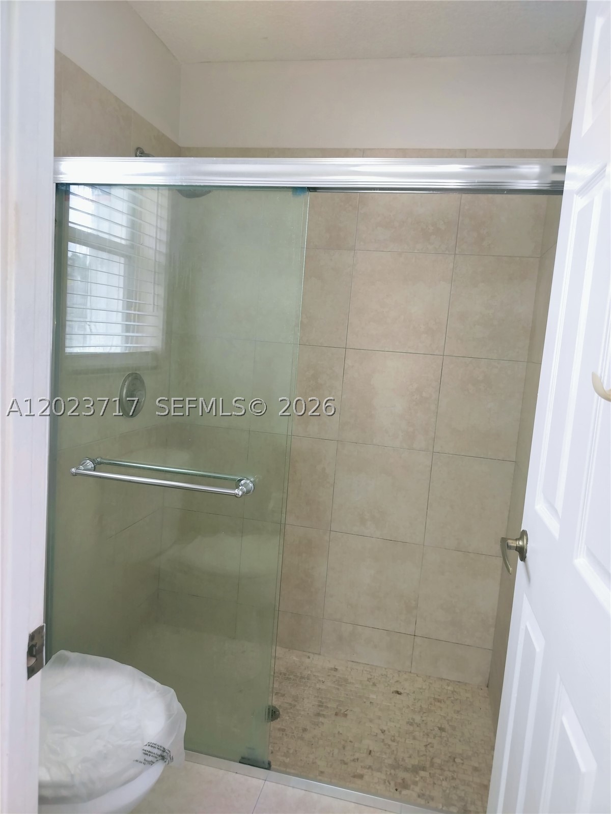 17883 SW 5 ST, Pembroke Pines FL 33029