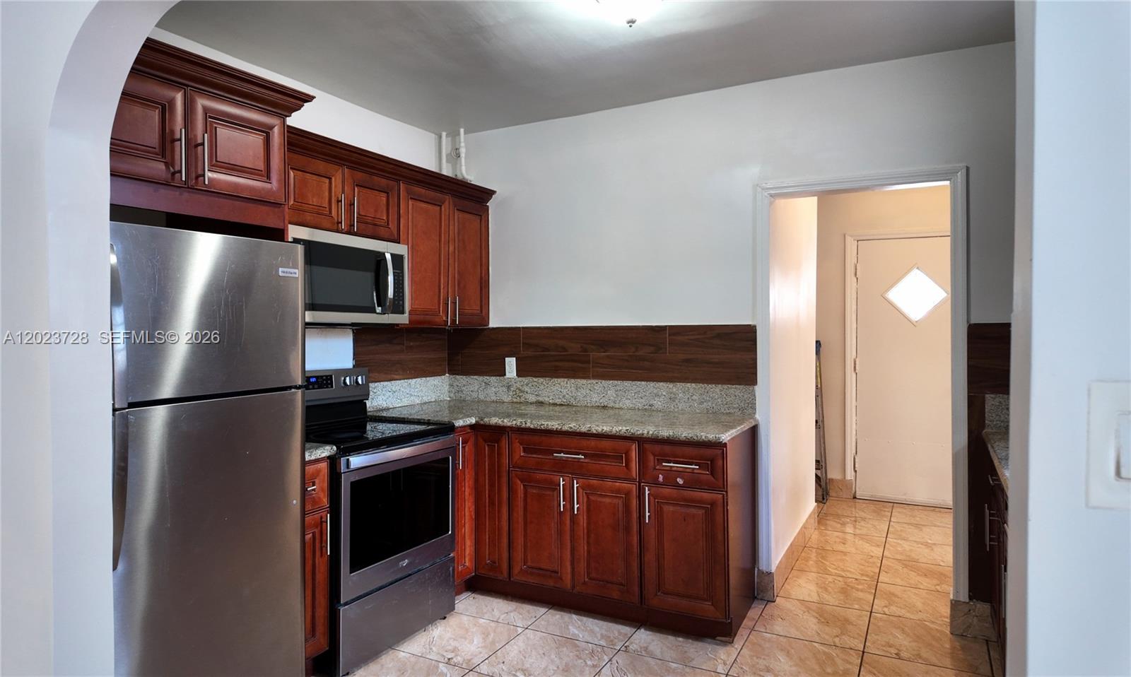 1727 NW 50th St, Miami FL 33142