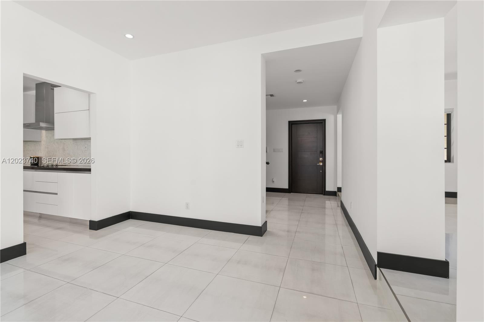 519 Alhambra Cir, Coral Gables FL 33134