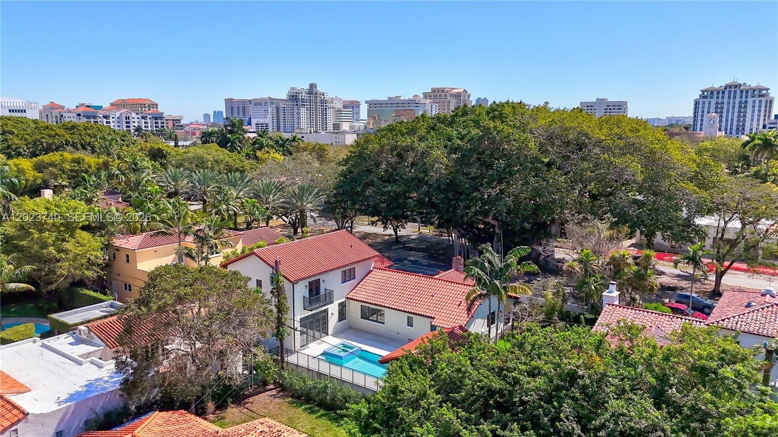 519 Alhambra Cir, Coral Gables FL 33134