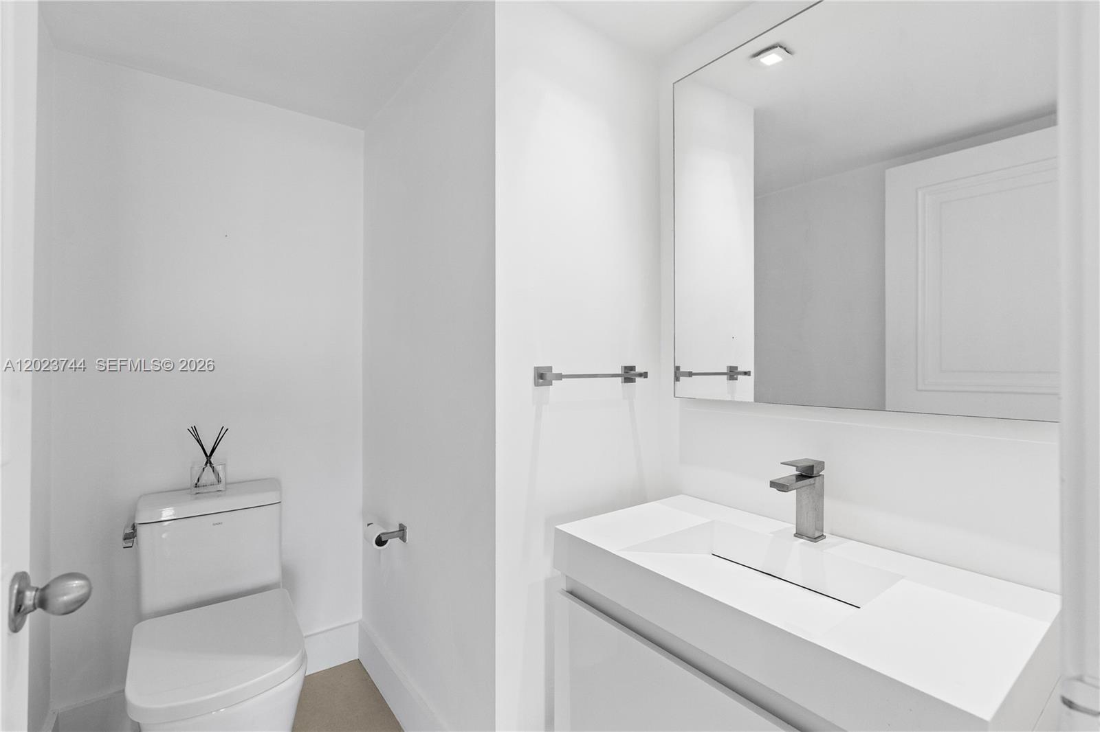 1541 Brickell Ave #C1607, Miami FL 33129