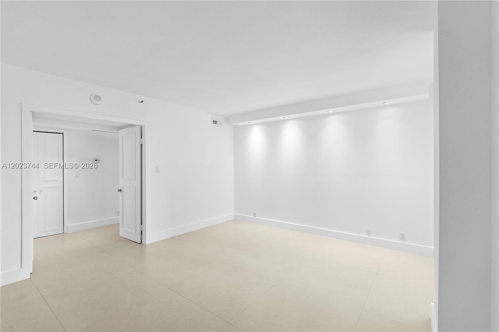 1541 Brickell Ave #C1607, Miami FL 33129