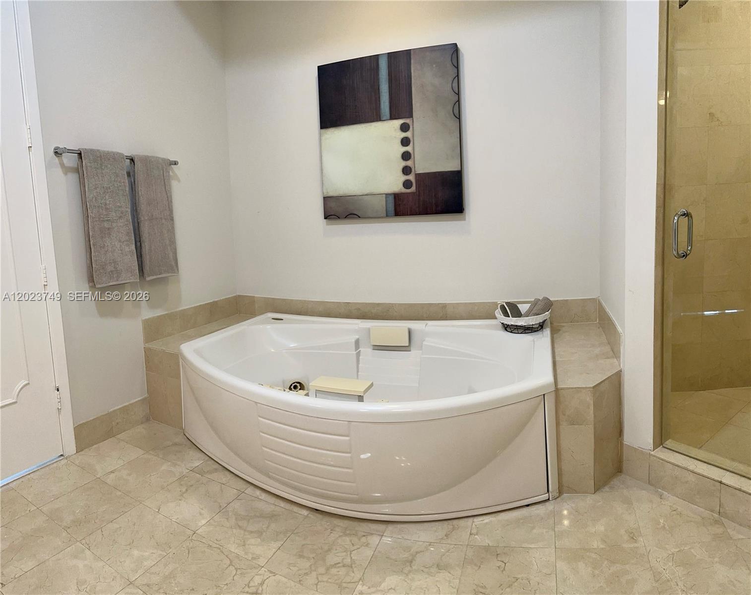 18101 Collins Ave #1108, Sunny Isles Beach FL 33160