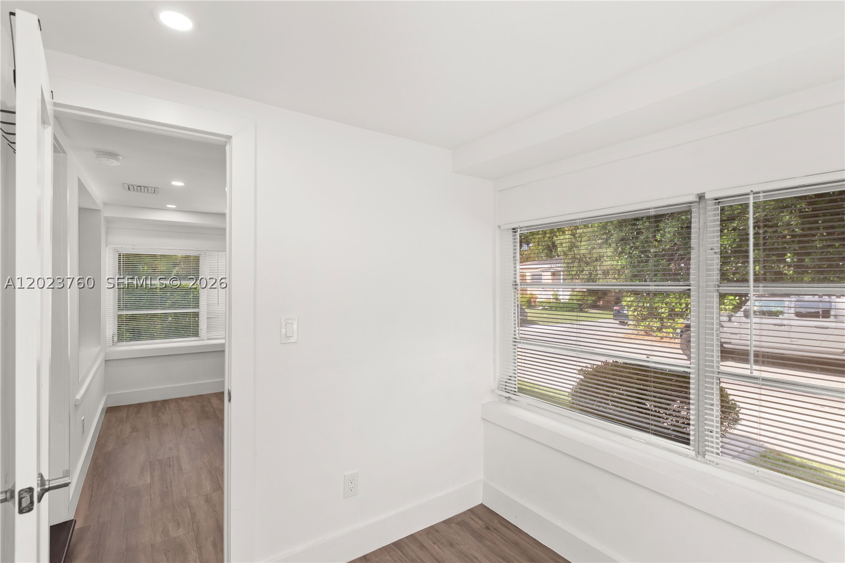 900 Tangier St, Coral Gables FL 33134