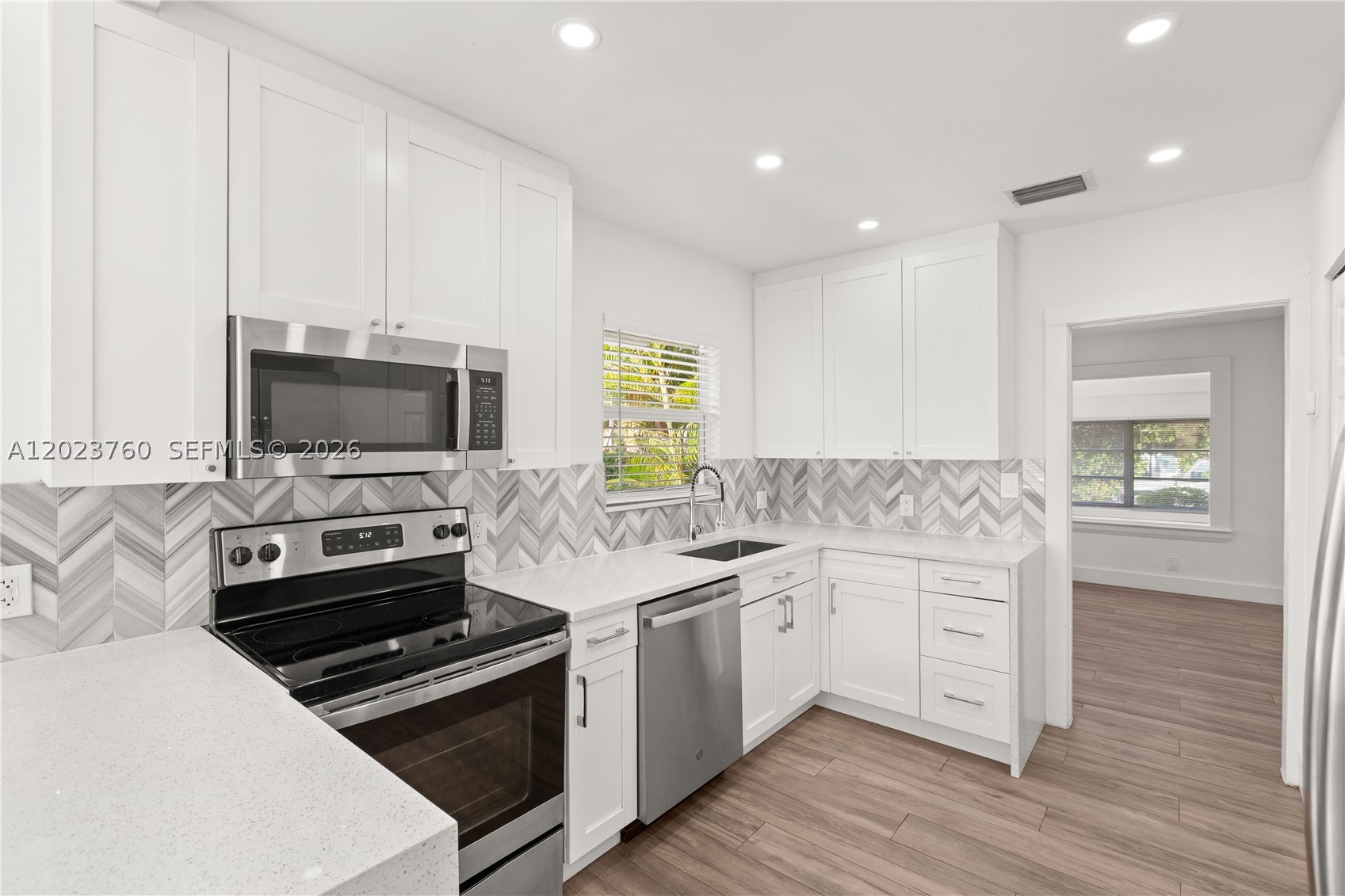 900 Tangier St, Coral Gables FL 33134