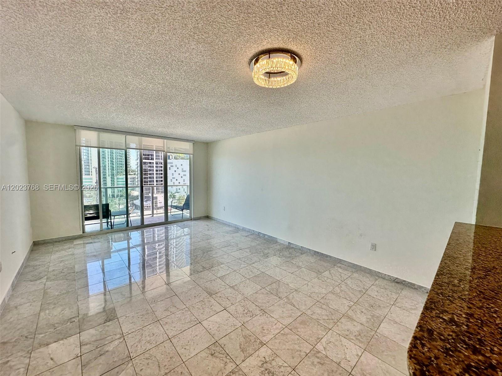 1155 Brickell Bay Dr #905, Miami FL 33131