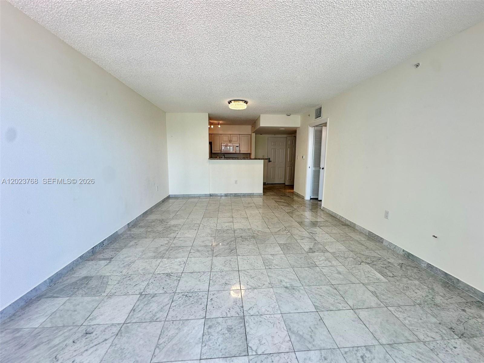 1155 Brickell Bay Dr #905, Miami FL 33131
