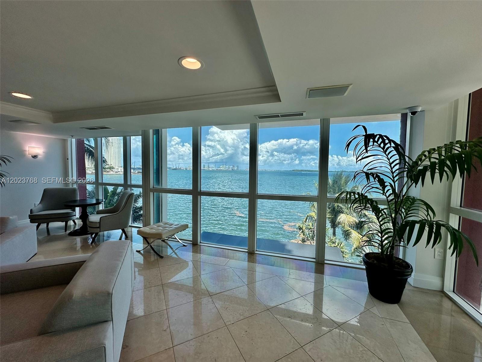 1155 Brickell Bay Dr #905, Miami FL 33131