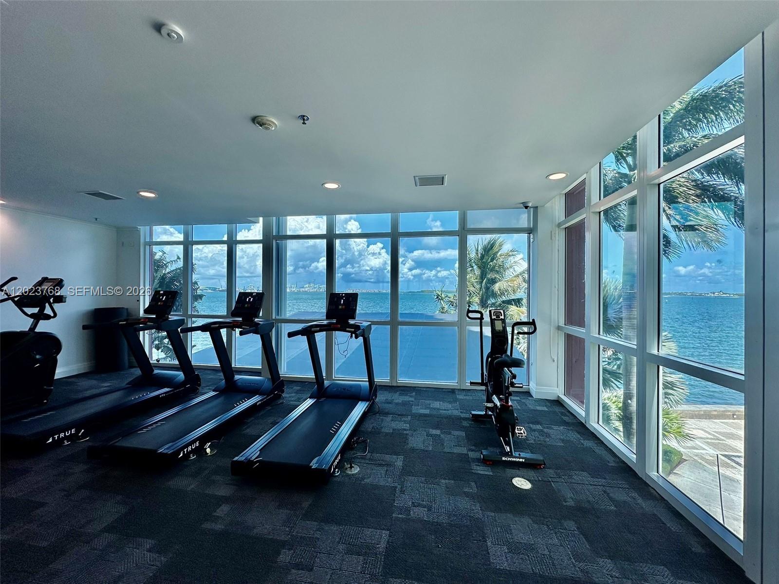 1155 Brickell Bay Dr #905, Miami FL 33131