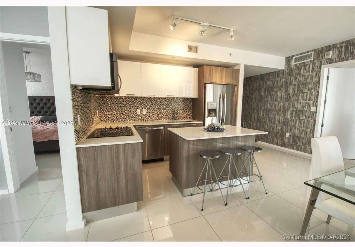 5300 Paseo Blvd   Unit 401 #401, Doral FL 33166