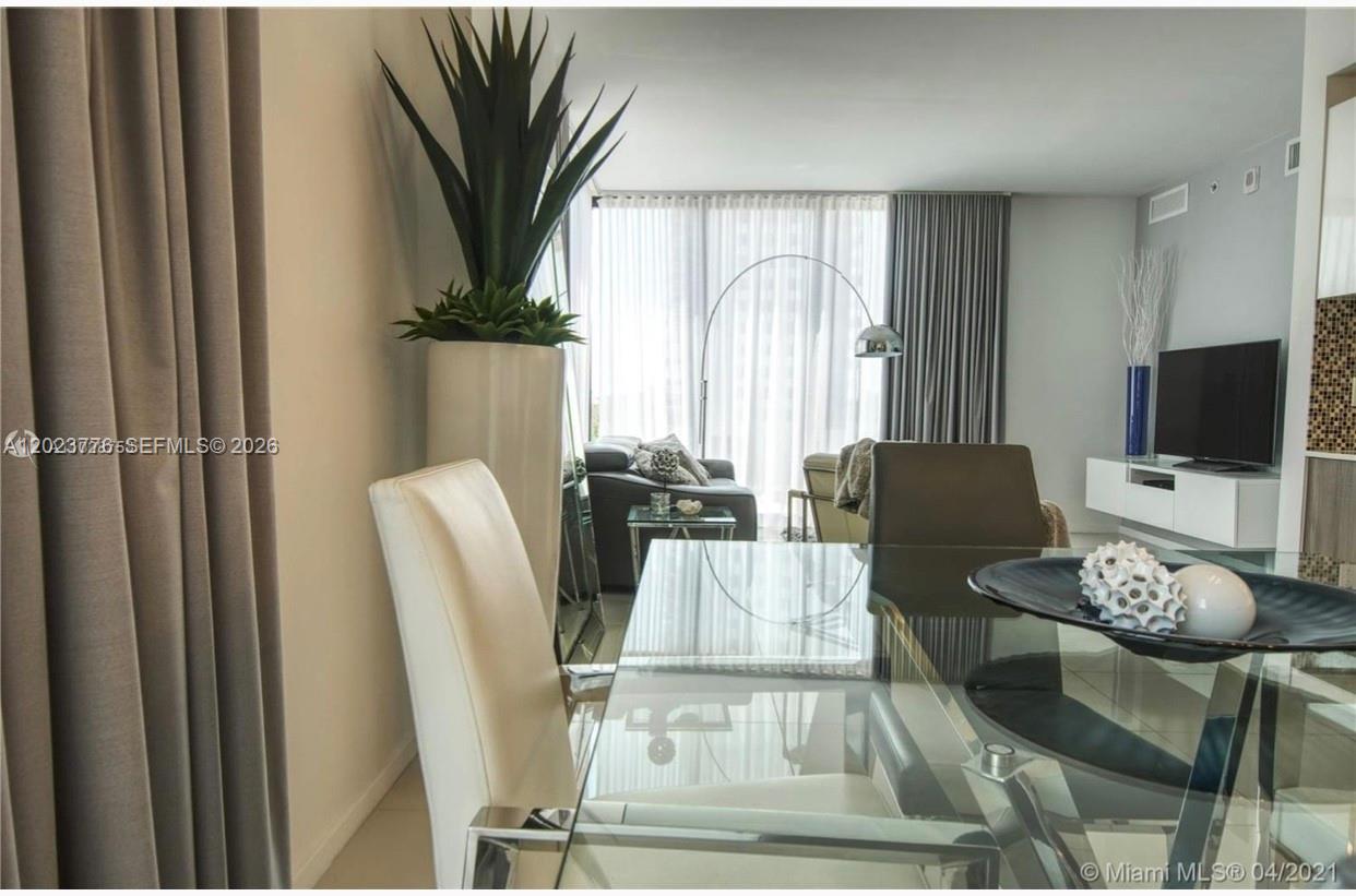 5300 Paseo Blvd   Unit 401 #401, Doral FL 33166