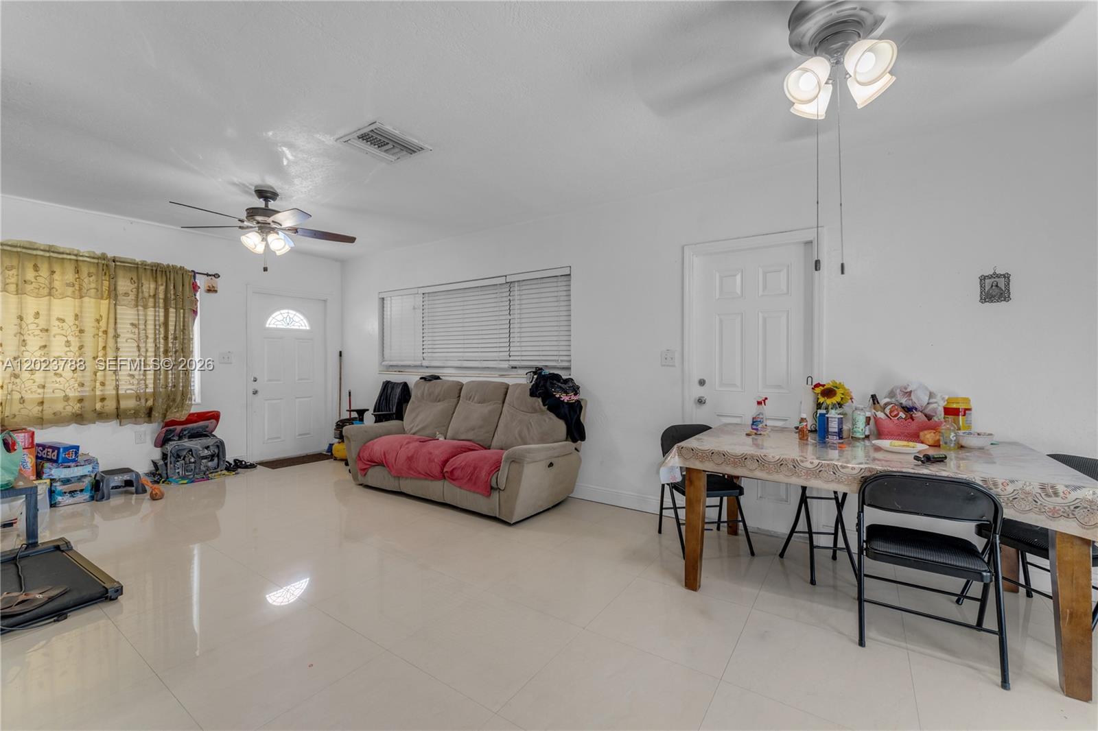 329 NW 13th St, Homestead FL 33030