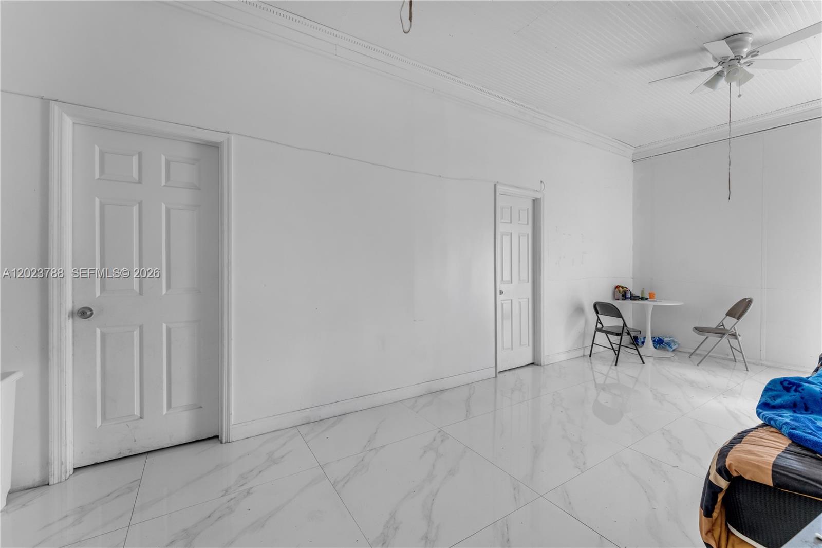 329 NW 13th St, Homestead FL 33030