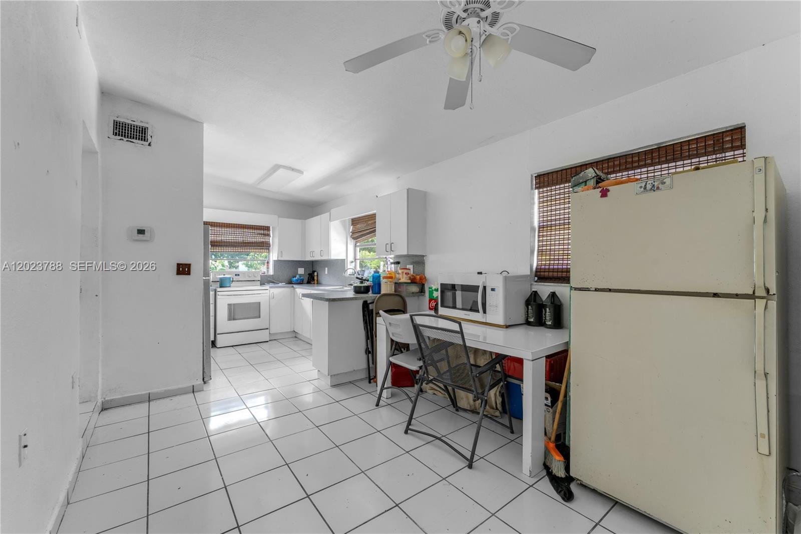 329 NW 13th St, Homestead FL 33030