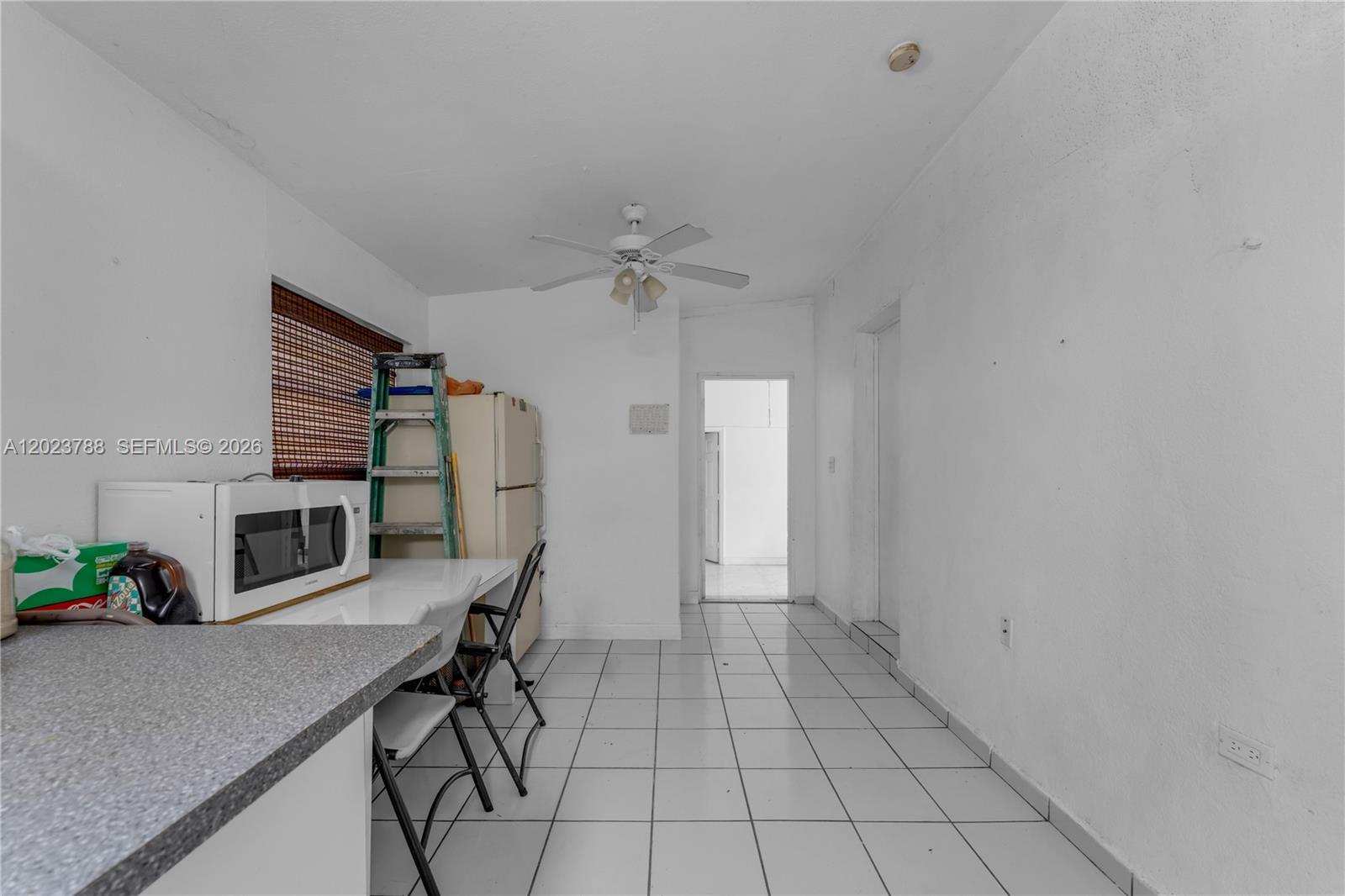 329 NW 13th St, Homestead FL 33030