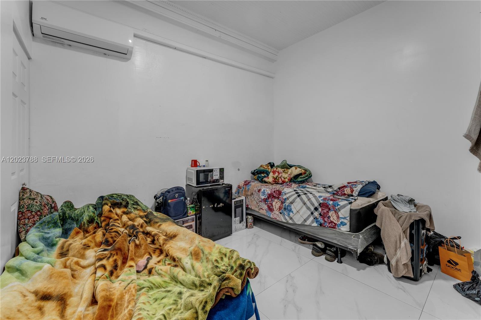 329 NW 13th St, Homestead FL 33030